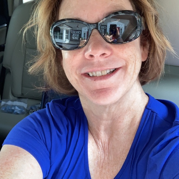 Meet your Posher, Colleen - Picture 4 of 5